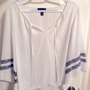 IM Studio Women’s Blouse